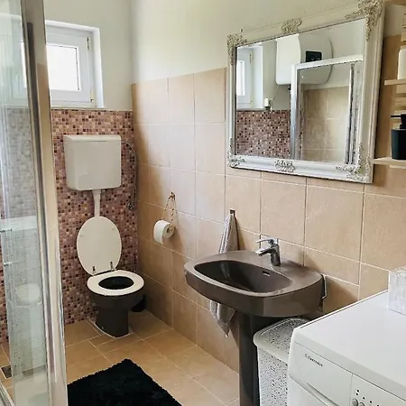 Mirani Apartment Podstrana